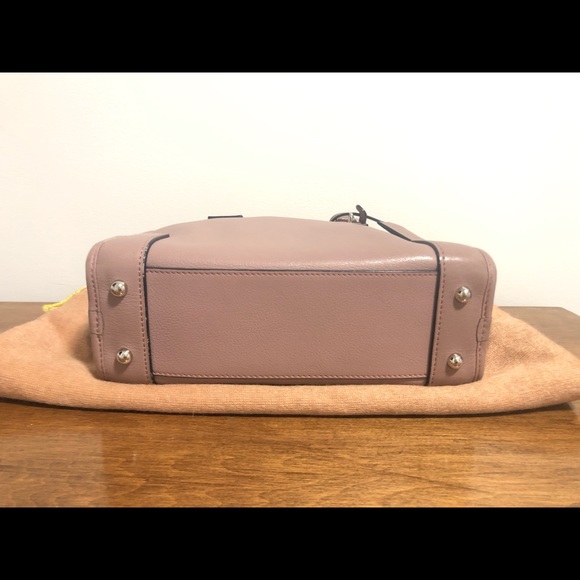 Loewe Amazona 23 - Picture 7 of 15